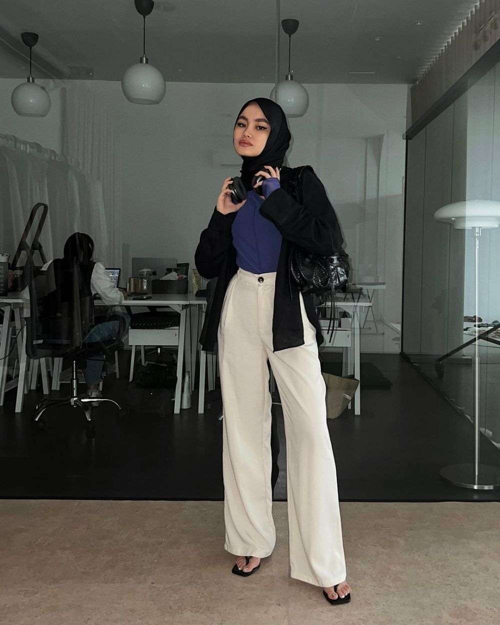 Ootd Dengan Blazer Ala Fira Assegaf 2002