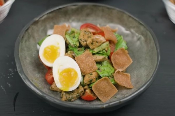 Resep Salad Ayam Saus Pesto, Menu Diet Sehat ala Willgoz