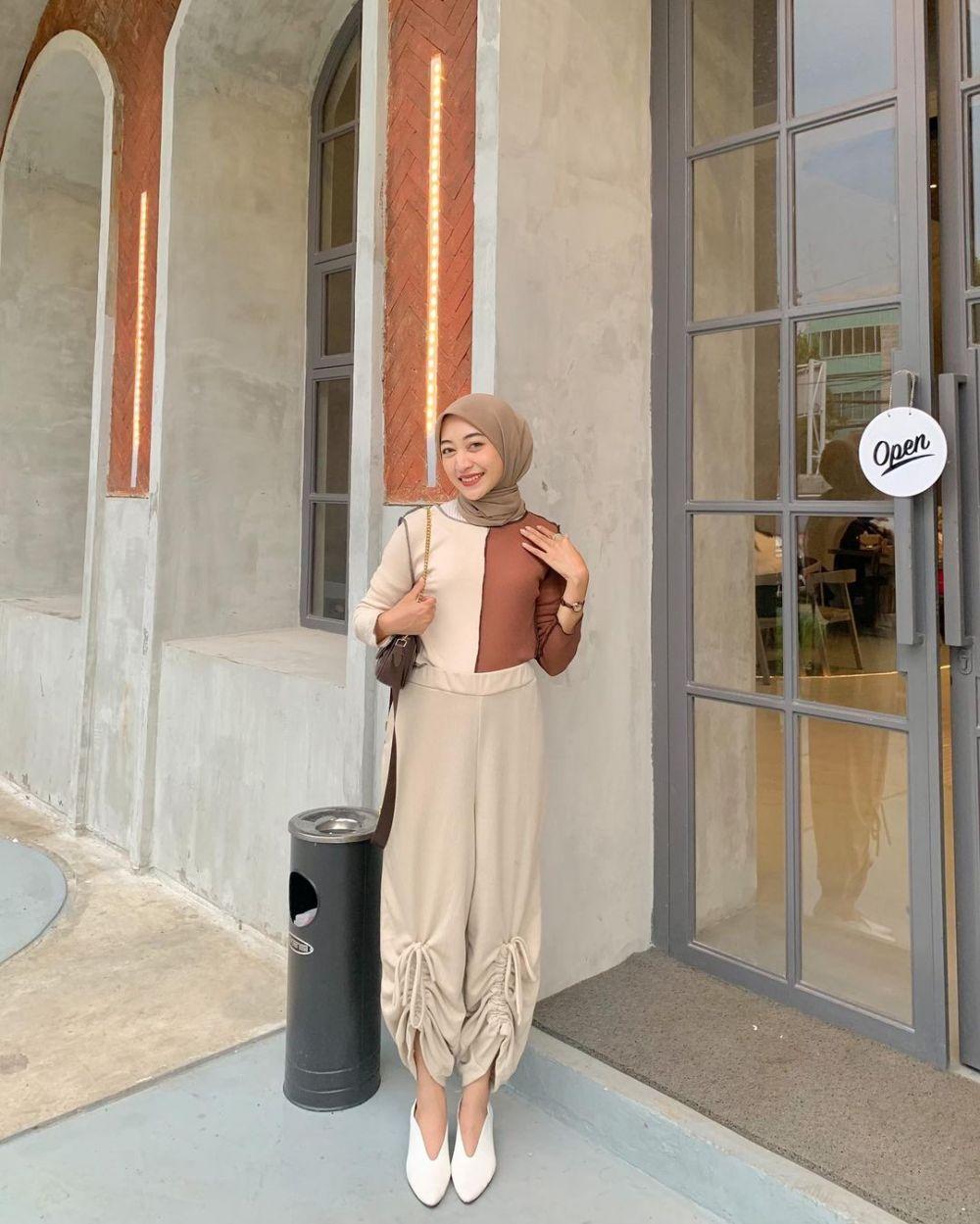 9 Inspirasi Comfy Outfit ala Selebgram Nabila Ayu, Stylish!