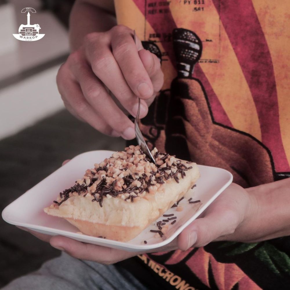 5 Rekomendasi Kue Pancong di Malang, Gurihnya Legit