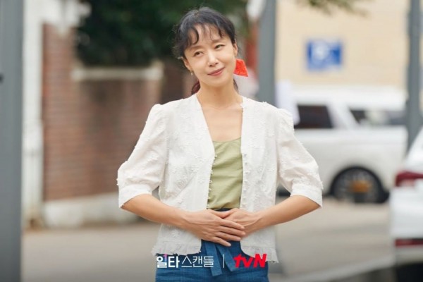 5 Aktris yang Perankan Karakter Ibu di Drakor Crash Course in Romance