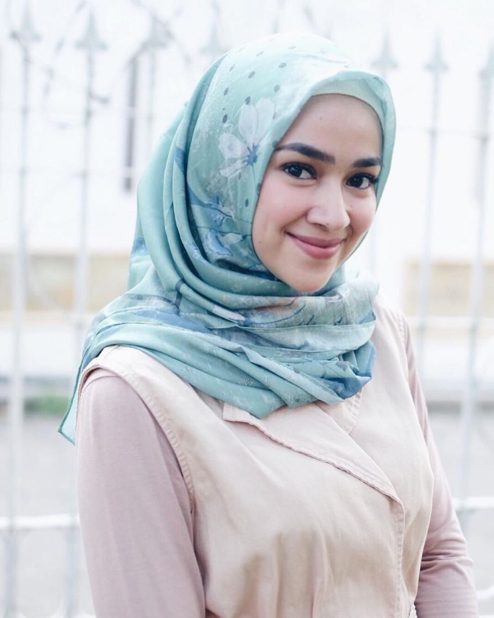 9 Potret Close Up Aryani Fitriana Pamer Lesung Pipi, Bikin Terkesima! 