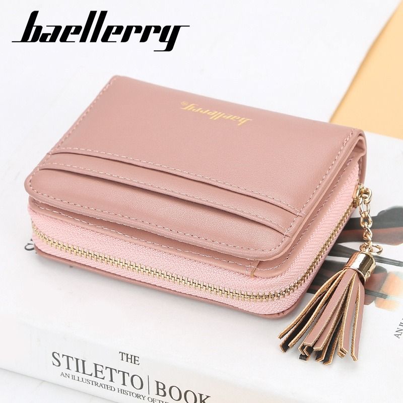 9 Rekomendasi Dompet Mungil Muat Banyak, Classy Banget! 