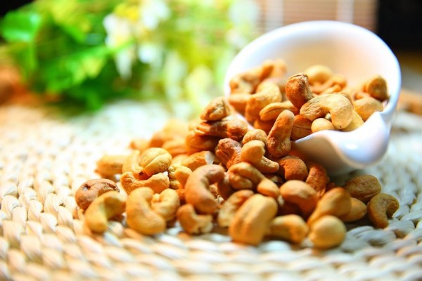 Resep Kacang Mete Lada Garam, Camilan Gurih yang Super Simpel