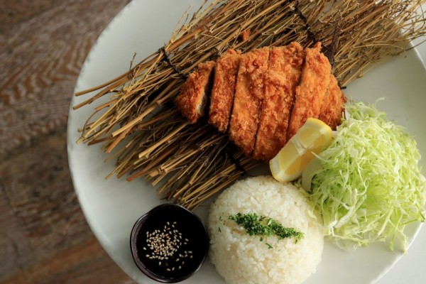 5 Fakta Katsu, Ayam Krispi Jepang yang Terinspirasi Makanan Prancis