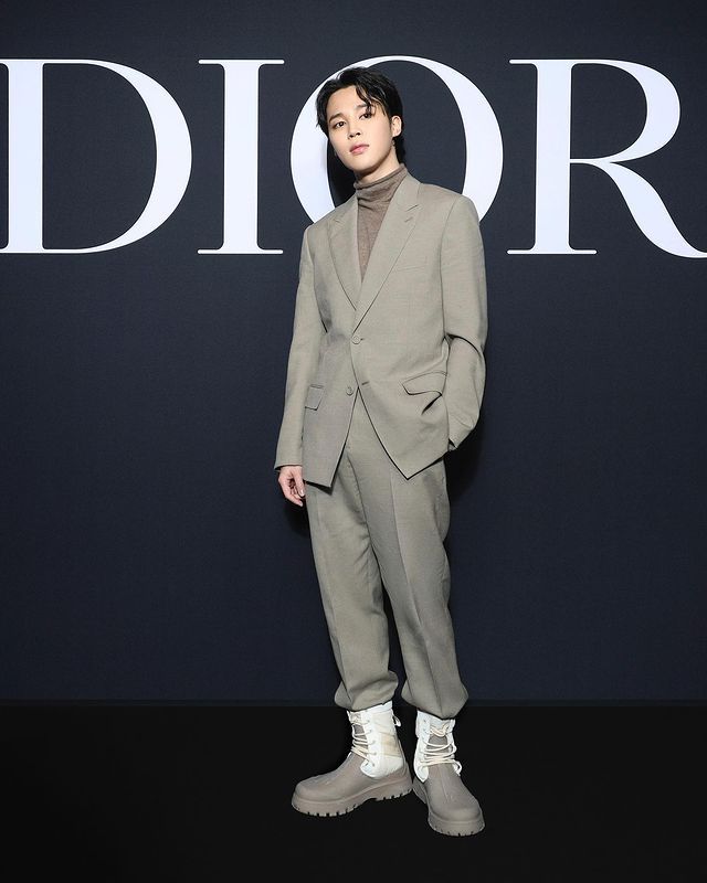 9 Male Celebrity Styles at the Dior Paris Fashion Week FW23 Exhibition, There's Jimin!