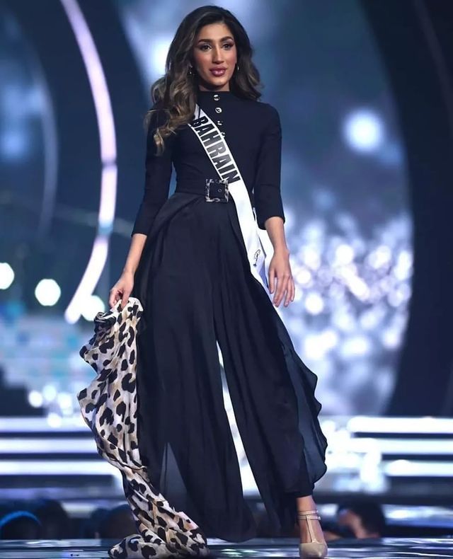 Tolak Bikini, Miss Universe Bahrain Kenakan Burkini