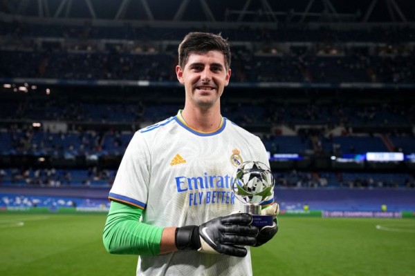 5 Kiper Aktif yang Awalnya Bermain di Posisi Lain, Kebanyakan Striker!