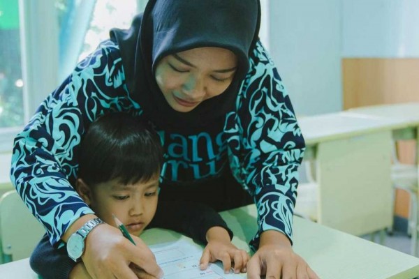 8 Tempat Les Privat di Surabaya, Bikin Belajar Lebih Fokus