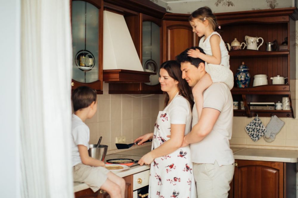6 Hal Sederhana yang Bisa Dilakukan Suami untuk Membahagiakan Istri