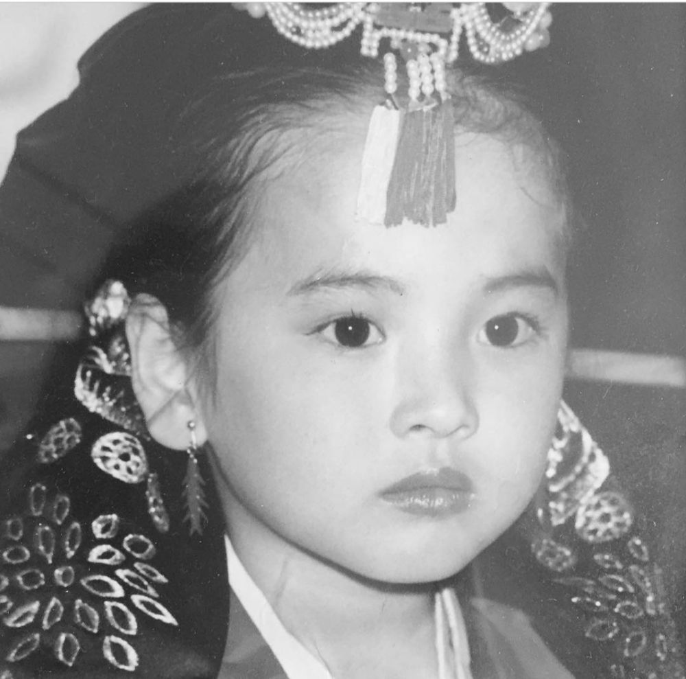 9 Potret Mantan Istri Song Joong Ki saat Masih Kecil hingga Dewasa