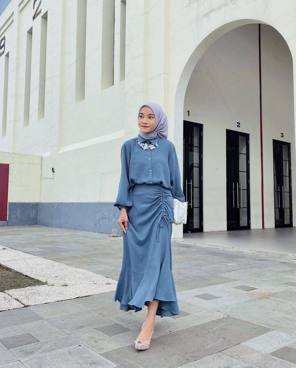 10 Inspirasi OOTD Kondangan Hijab Yang Simpel Dan Gak Ribet