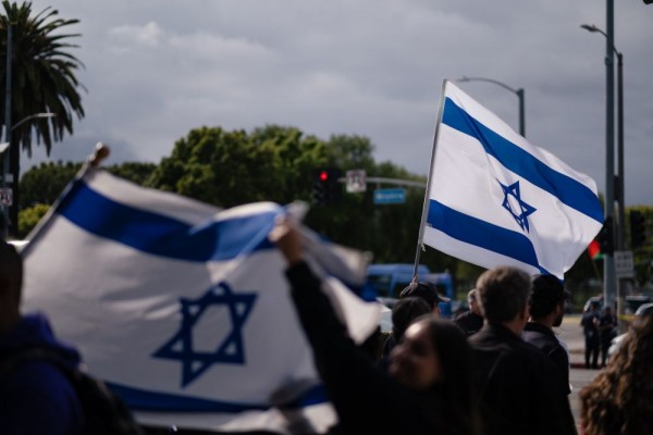 PM Israel Pecat Menteri Pertahanan Yoav Gallant