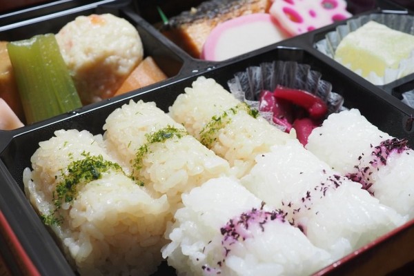 10 Olahan Nasi untuk Ide Bekal Makan Siang, Cita Rasanya Beragam