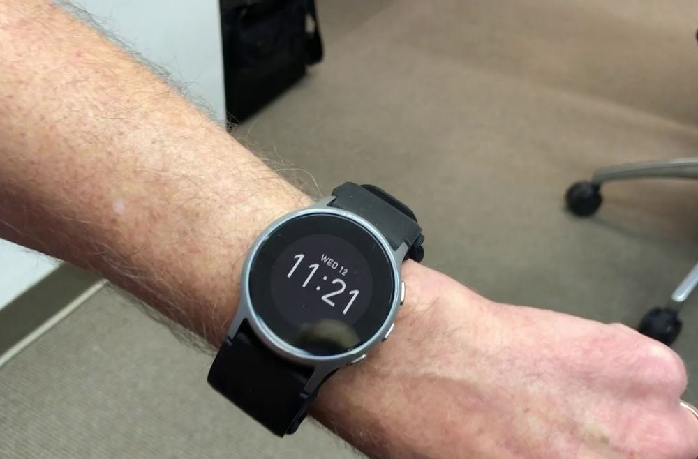 5 Produk Smartwatch Dengan Fitur Blood Pressure, Canggih!
