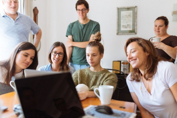 Mengenal Social Loafing, Malas Berkontribusi dalam Tugas Kelompok