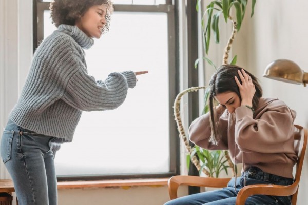 5 Alasan yang Digunakan Orang Bebal untuk Menampik Nasihat