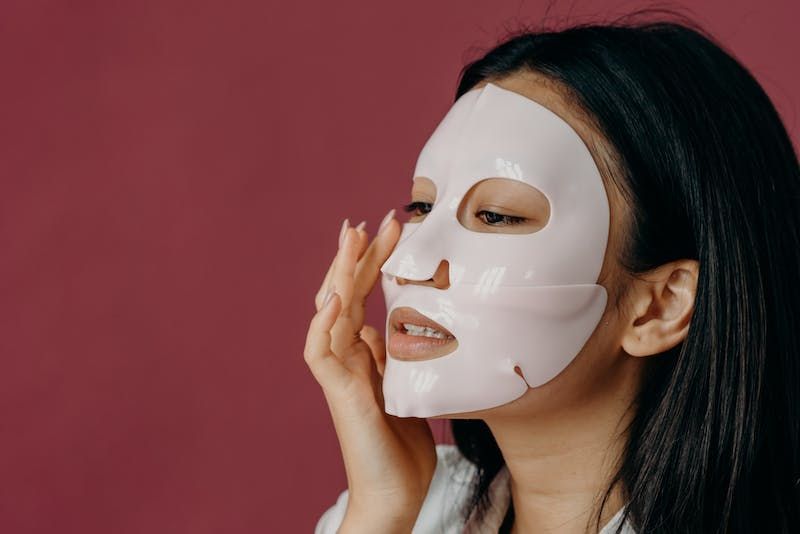 9 Tips Mudah agar Kulit Wajah Glass Skin ala Cewek Korea, Sudah Tahu?