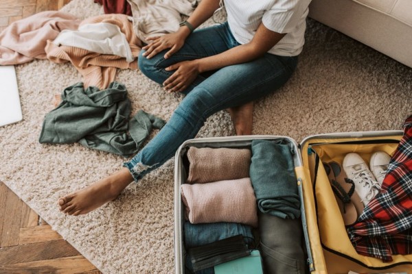 5 Kesalahan saat Mempersiapkan Pakaian untuk Traveling