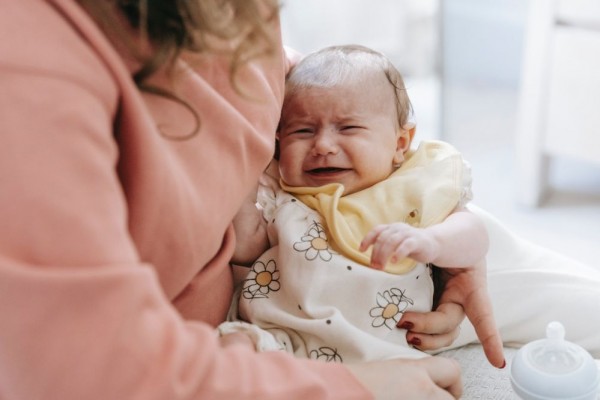 Sains Ungkap Metode Menidurkan Bayi yang Menangis, Begini Caranya!