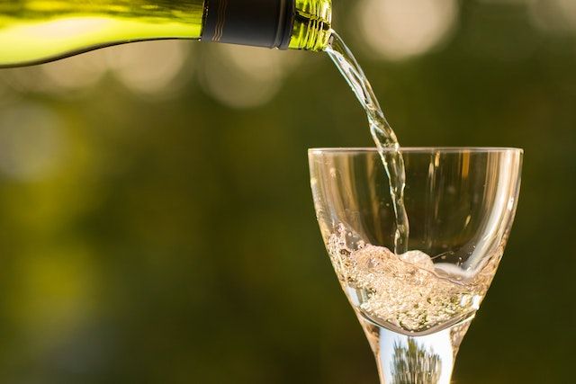 5 Perbedaan Pengolahan Wine Vegan dan Wine Biasa, Beda Rasa Gak ya?