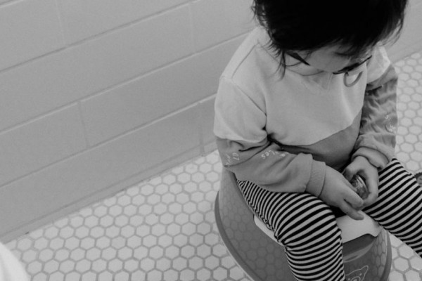 5 Persiapan Orangtua untuk Toilet Training Anak, Pasti Sukses!