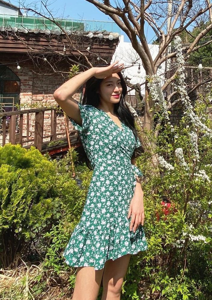 9 Ide OOTD Dress Ala Seolhyun AOA yang Bisa Ditiru, Youthful Abis!
