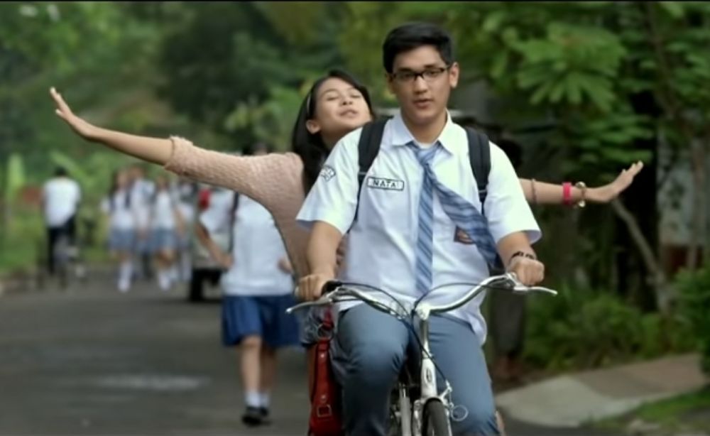 5 Rekomendasi Film Indonesia Tentang Sahabat Jadi Cinta 