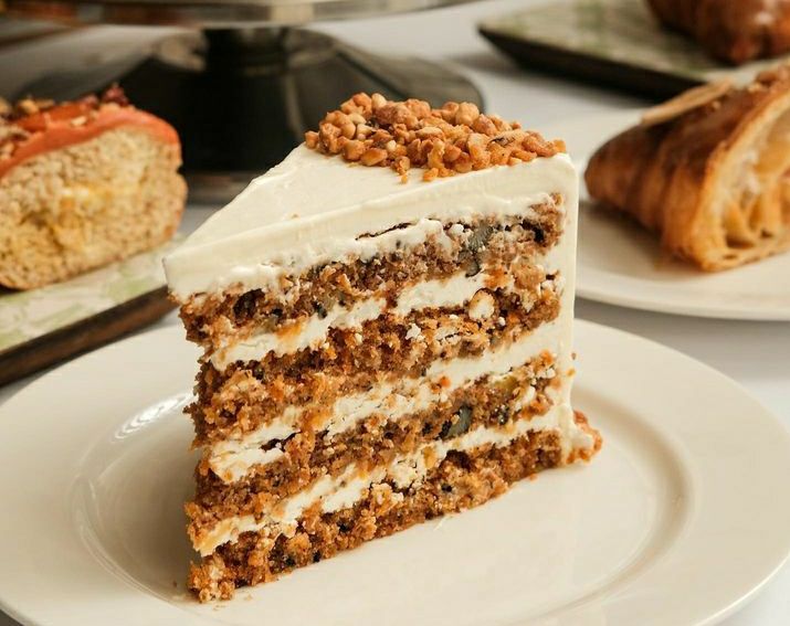 5 Toko Kue yang Menawarkan Menu Carrot Cake Lezat di Jakarta