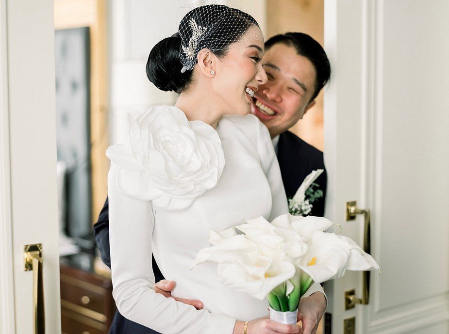 10 Seleb Jarak Pernikahan Kedua Cukup Jauh, Butuh Waktu Buka Hati