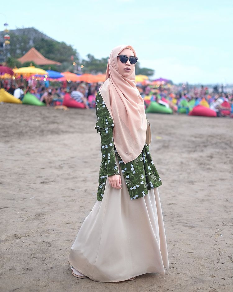 9 Inspirasi Ootd Hijab Syari Nuansa Hijau Ala Fitri Aulia