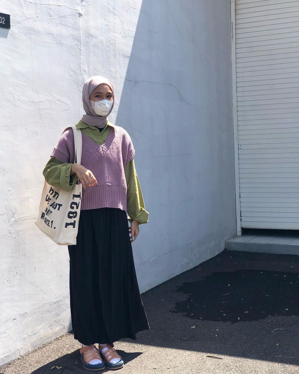 9 OOTD Hijab Friendly ala Selebgram Annisa Putri dengan Beragam Warna