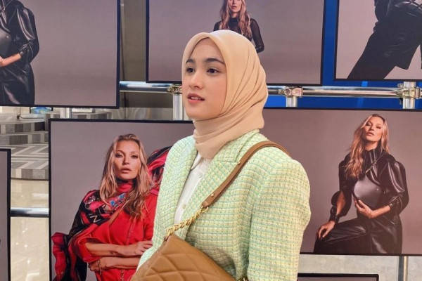 10 Outfit Hijab Chic Ala Cut Syifa