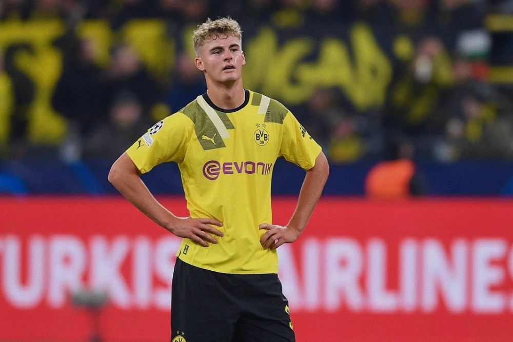 5 Jebolan Akademi Borussia Dortmund Di Skuad Utama Pada 2023