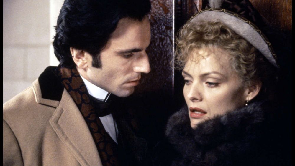 10 Film Lawas Terbaik Michelle Pfeiffer, Hits pada Masanya