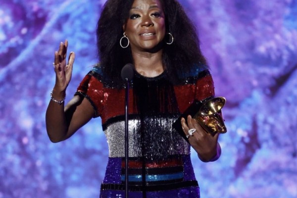 10 Artis Hollywood Peraih EGOT, Terbaru Viola Davis di Grammy 2023