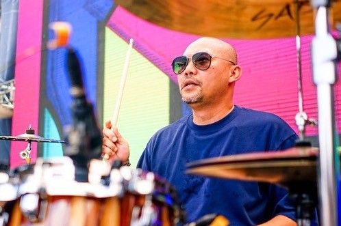Ada Tyo Nugros, 10 Drummer Indonesia Ini Makin Tua Makin Memesona