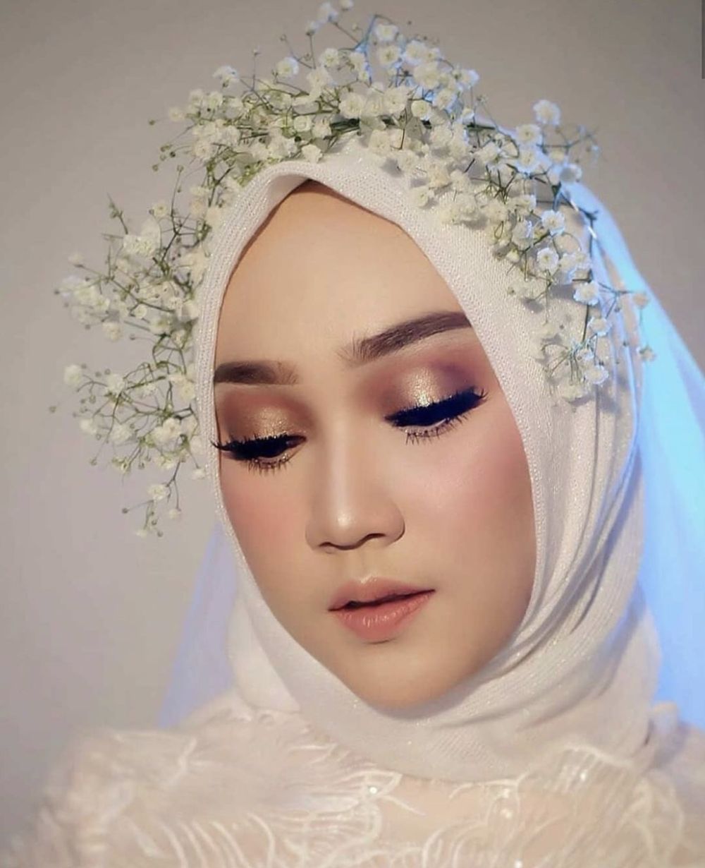 9 Inspirasi Gaya Hijab Wedding Stunning