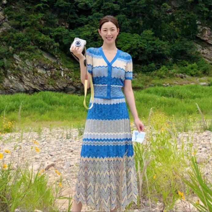 10 Ide Dress Korean Style ala Lee Da In, Calon Istri Lee Seunggi