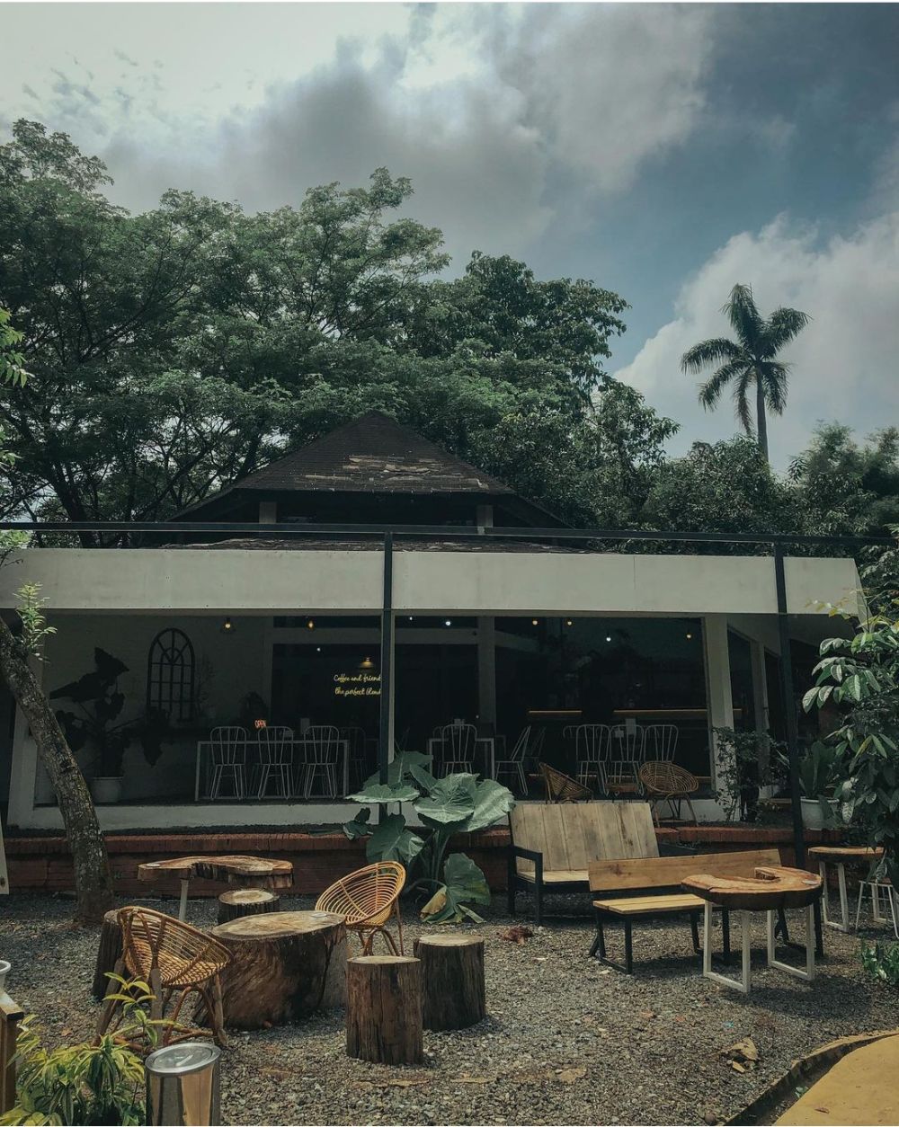 7 Kafe Estetik di Tangerang, Ada yang Bisa Bawa Anabul