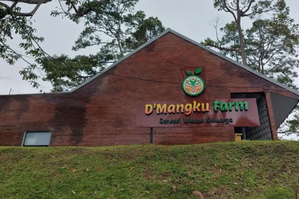 5 Alasan Berkunjung ke D'Mangku Farm, Wisata Keluarga di Serang