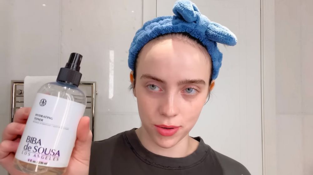 Step Skincare Routine Malam Ala Billie Eilish Glowing