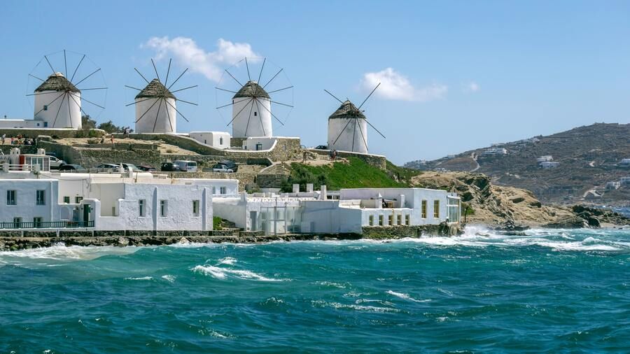 5 Fakta Menarik Mykonos, Negeri Dongeng di Tengah Mediterania