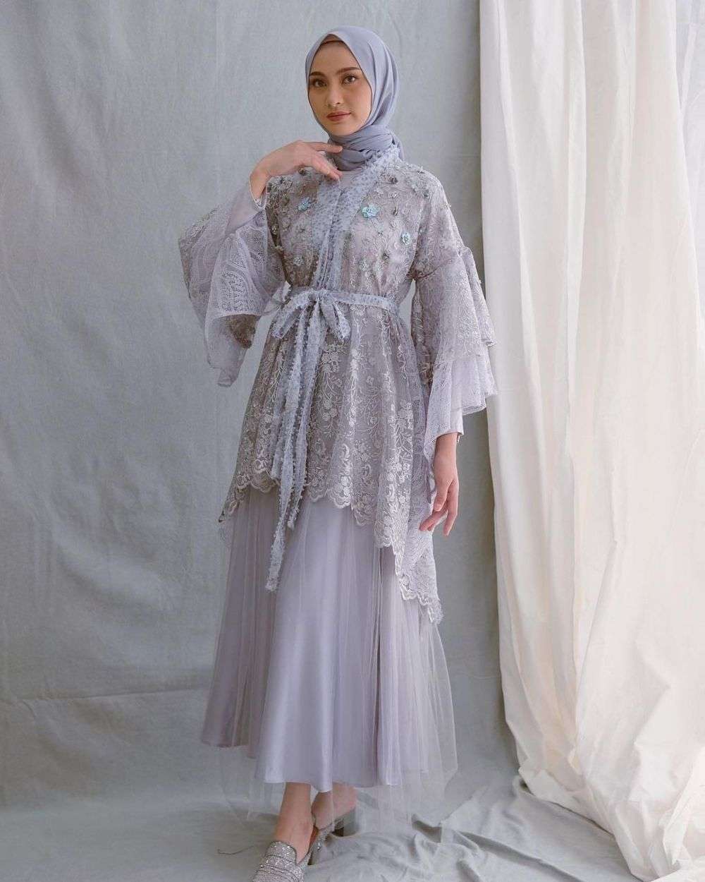 12 Ootd Kebaya Modern Dengan Rok Tutu Untuk Acara Formal 2916