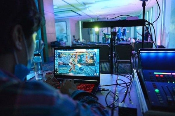 7 Rekomendasi Laptop Gaming 2023, Low Budget Spek Gahar!