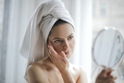 5 Kebiasaan Dapat Merusak Skin Barrier, Jangan Ngeyel deh