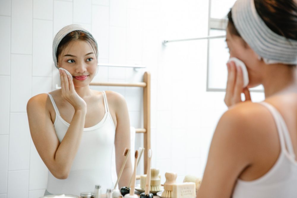 5 Kesalahan Saat Terapkan Korean Skincare Routine, Yuk Hindari!