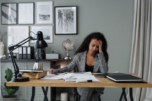 5 Kiat Simpel untuk Atasi Stres saat Bekerja