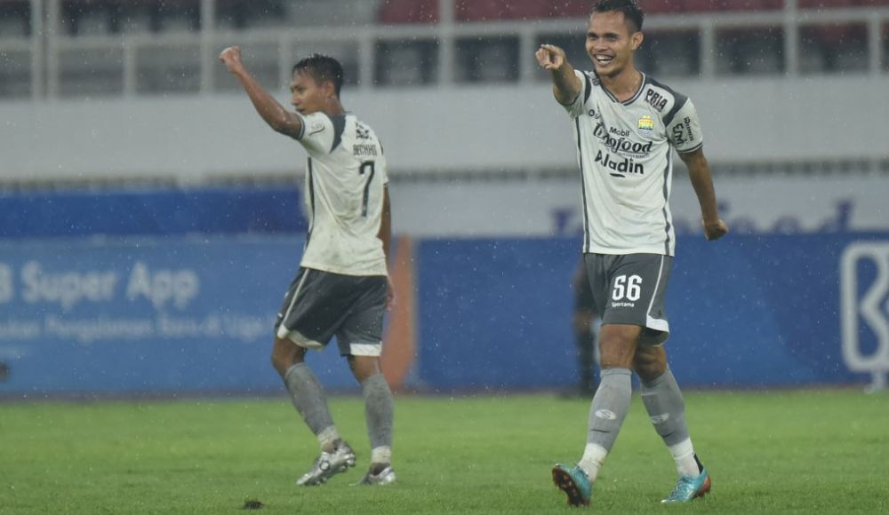 Persib Bandung Datangkan Kiper Asal Persipura, Mario Fabio Londok