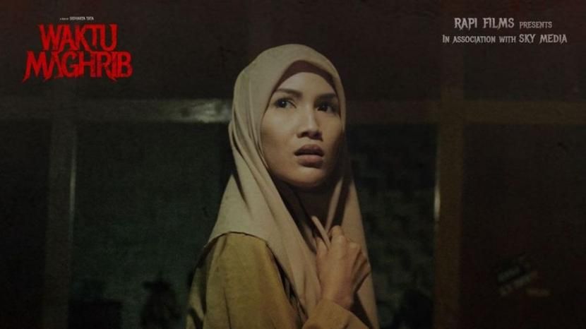 10 Aktris Lawan Main Andri Mashadi di Film dan Series Indonesia